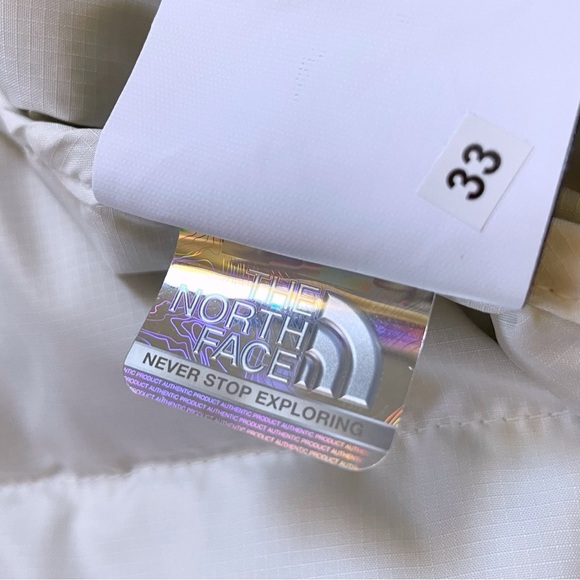 The North Face Women’s Minoqua Down White Dune Jacket - Picture 9 of 9